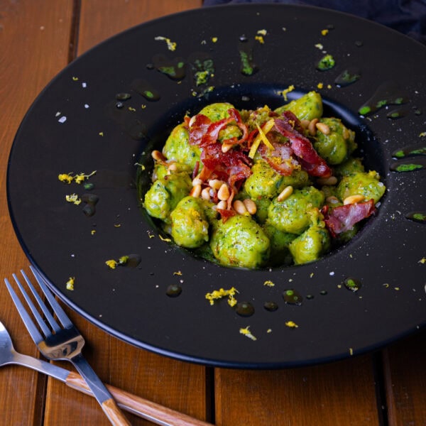 Wilder Frühling auf dem Teller: Selbstgemachte Bärlauch-Gnocchi