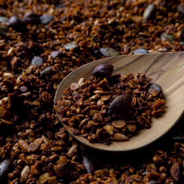 Herbstlicher Knuspertraum: Selbstgemachtes Pumpkin Spice Granola